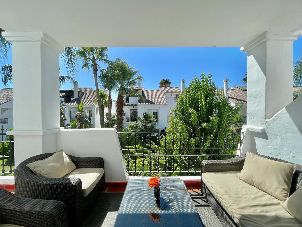 Unique Townhouse In Front Of Puerto Banus Apartment Marbella Exterior photo